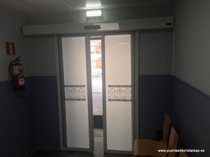 puerta automatica de cristal para hospital