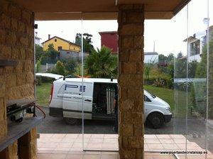 cierre cristal gijon la camocha