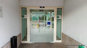 PUERTA CORREDERA DE CRISTAL AUTOMATICA ERA GRADO, ASTURIAS