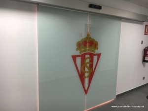 PUERTA DE CRISTAL CORREDERA BOUTIQUE SPORTING