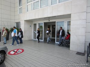 Puerta de cristal automatica hospital cabueñes Gijon
