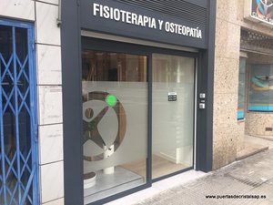 PUERTA AUTOMATICA PARA CLINICA EN AVILES