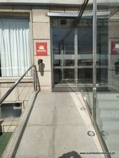 PUERTAS DE CRISTAL PARA HOTELES EN CANDAS