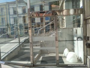 PUERTAS DE CRISTAL PARA HOTELES EN CANDAS