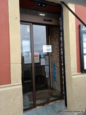 PUERTA AUTOMATICA PARA RESTAURANTES EN GIJON