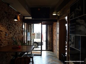 PUERTA AUTOMATICA PARA RESTAURANTES EN GIJON