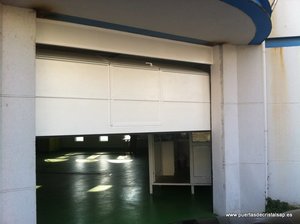 puerta seccional