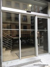 PUERTA AUTOMATICA COMUNIDAD DE VECINOS EN OVIEDO
