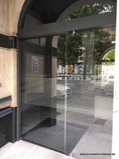 PUERTA AUTOMATICA PARA COMUNIDADES EN GIJON