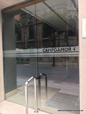 PUERTA AUTOMATICA PARA PORTALES EN OVIEDO