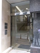 PUERTAS AUTOMATICAS PARA EDIFICIOS EN OVIEDO