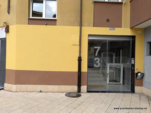 PUERTA AUTOMATICA PARA URBANIZACIONES EN GIJON
