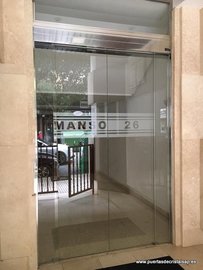 Puerta Manso 26
