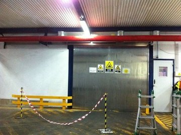 Puerta industrial  Danone en Salas