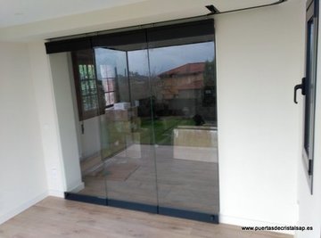 CIERRE DE VIDRIO CASA MAREO